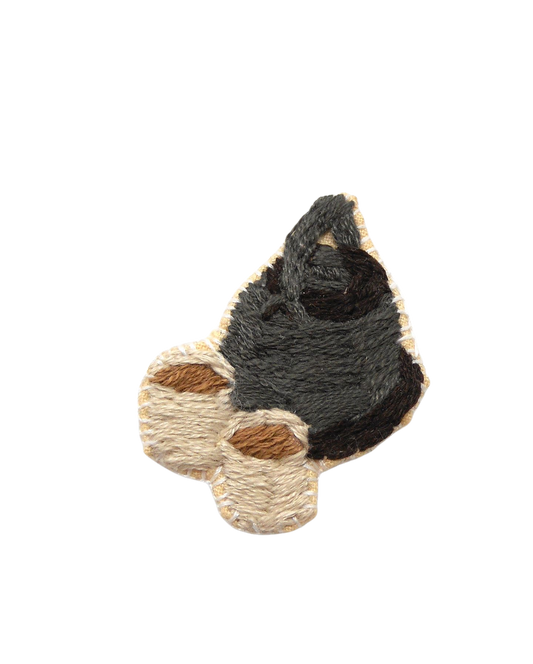 Broche brodée main - THEIERE CHINOISE