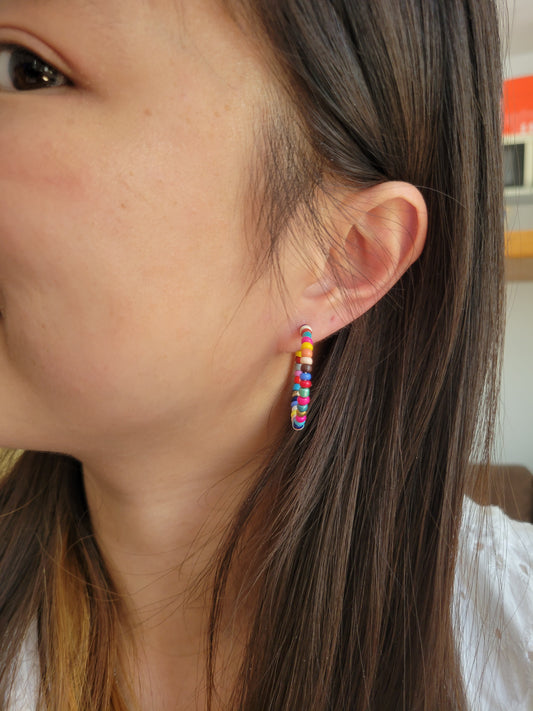 Boucles d'oreilles créoles colorées - JOIE